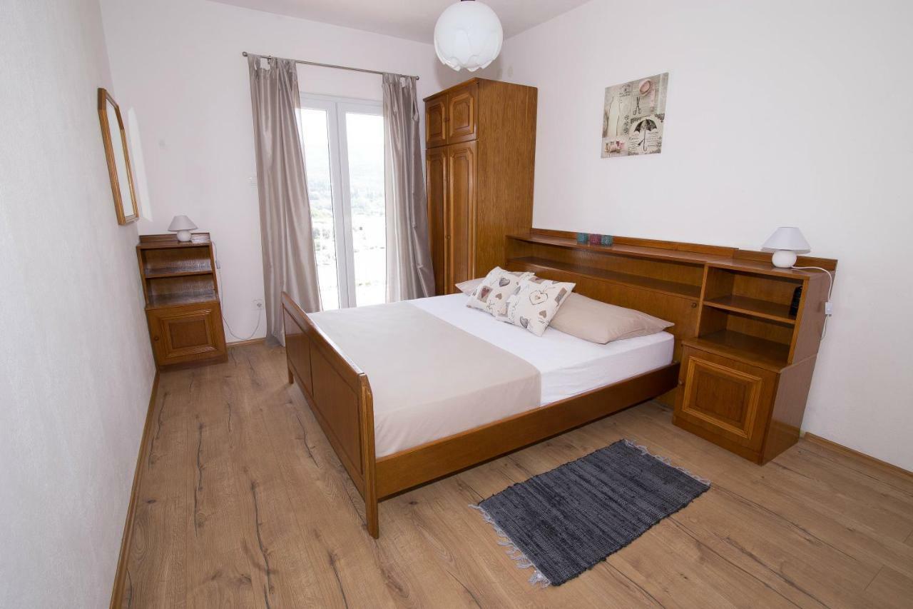 Marivo Guest House Molunat Exterior photo